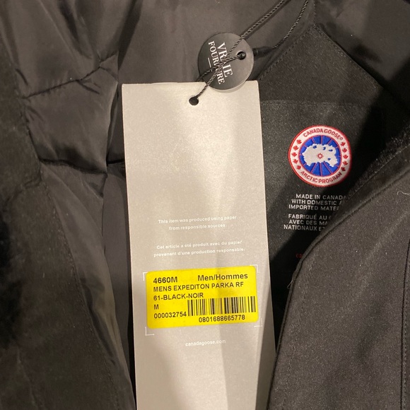 This Canada goose parka has the tags on it still, as well as the hologram tag. - Picture 5 of 5
